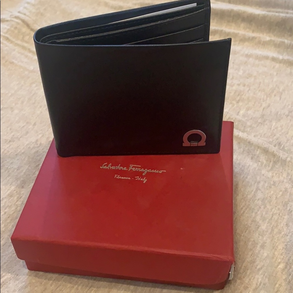 Salvatore Ferragamo Wallet for Men - Picture 6 of 6
